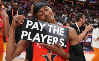 Brittney Sykes, a washingtoni misztikusok, a WNBA All-Star kosárlabda-mérkőzése után, a Team Collar ellen, 2025. július 19-én, szombaton, Indianapolisban. (Appo / Michael Conroy)