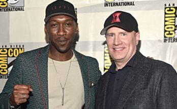 Kevin Feige frissítést ad a Mahershala Ali "pengéről" - magyarázza a késéseket