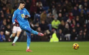 A cikk képe: Newcastle visszaáll, hogy 30 millió font sterling üldözése után visszalépjen