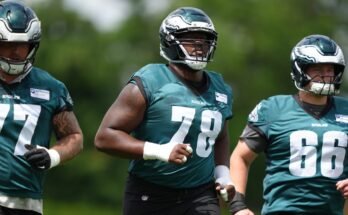 7 toborzók figyelésére az Eagles edzőtáborban