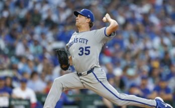 A Rich Hill lesz a legrégebbi főbb játékos, aki a Cubs ellen indul