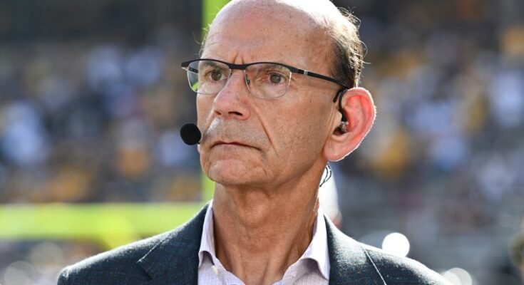 "Már nem számít": Paul Finebaum tompa ítélete az egyetemi labdarúgás hagyományáról