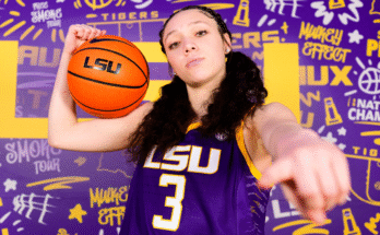 Az LSU női kosárlabda -toborzás, Bella Hines kinyílik a Jordan Brand, a kapcsolat Kim Mulkey -vel és még sok másra