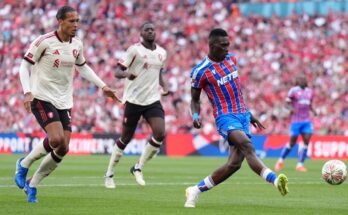 Az új Liverpool -támadás megmutatja a lehetőségeket, de a közösségi pajzs elvesztése a Premier League csapatainak terve