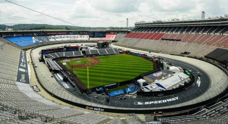 Hol lehet megnézni az MLB Speedway Classic: TV -csatornát, Live Flow for Braves vs Reds -t a Bristol Nascar Stadionon