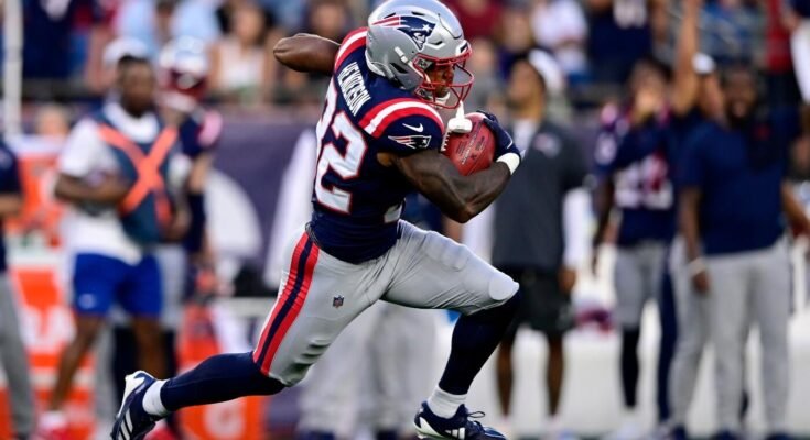 Fantasy labdarúgó -osztályok 2025: Brewout által bevált NFL modell, aki a főszezon toborzását Jayden Daniels szögezte be